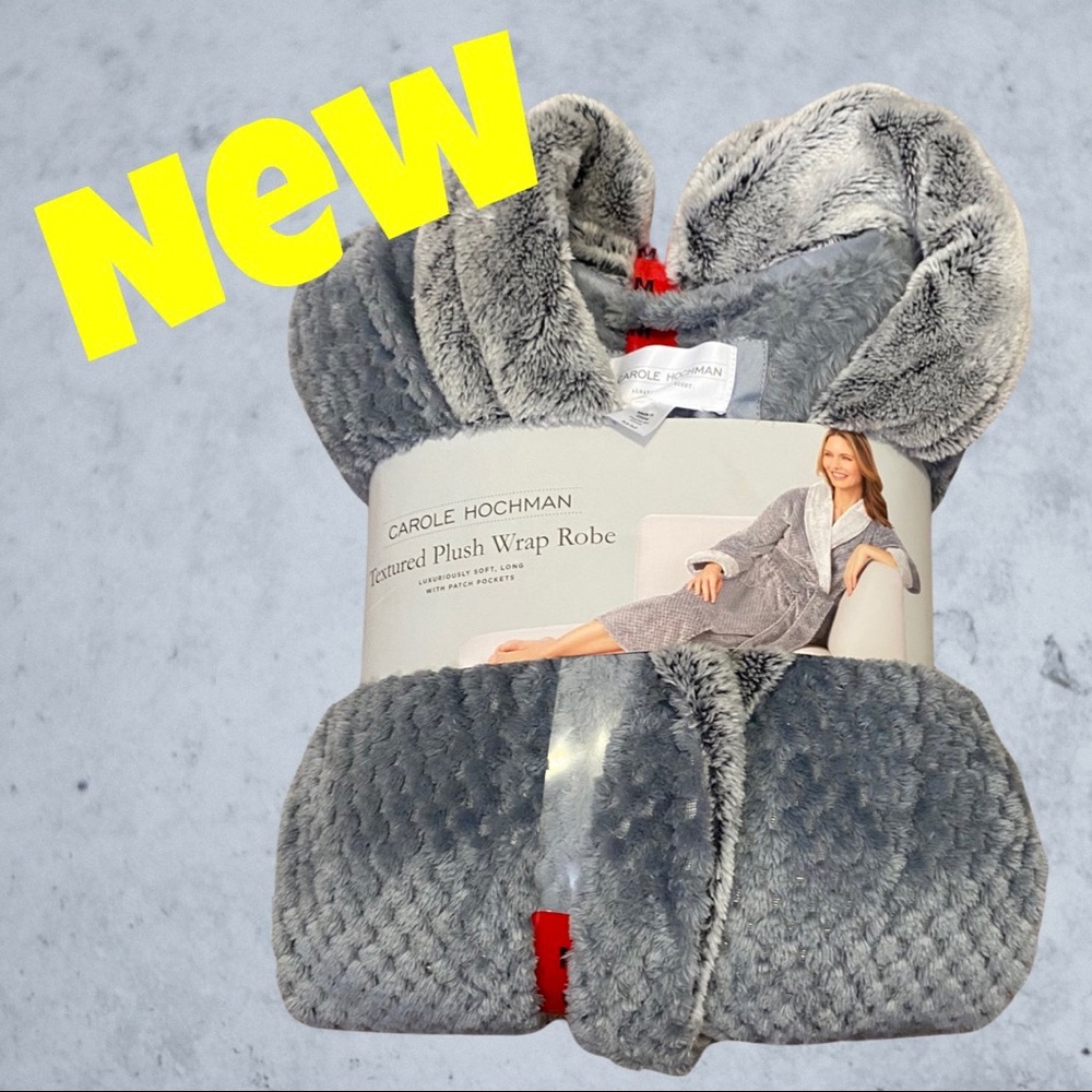 NWT Carole Hochman Robe / medium / soft
